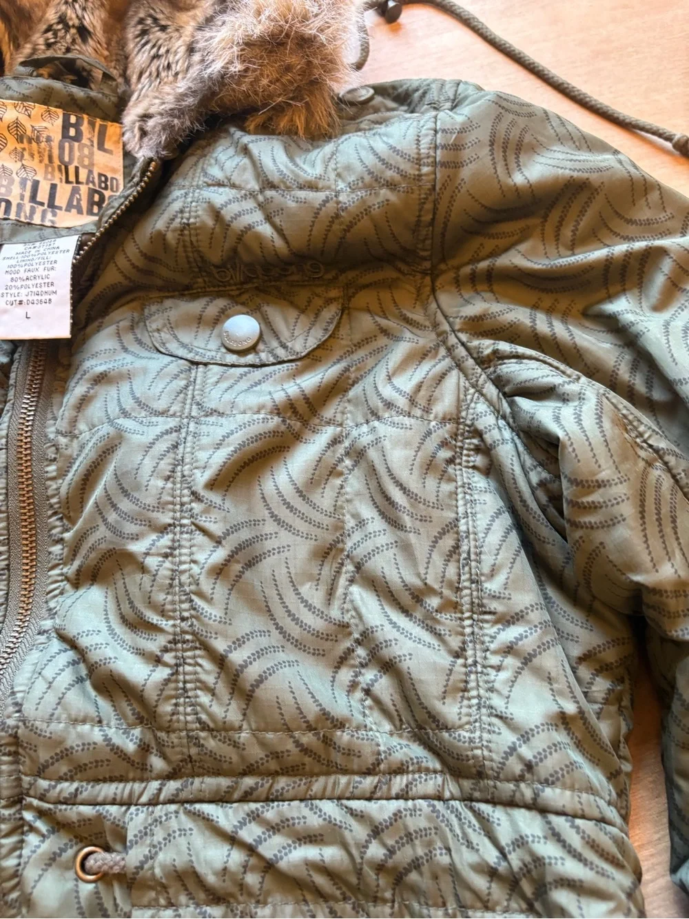 Billabong long quilted